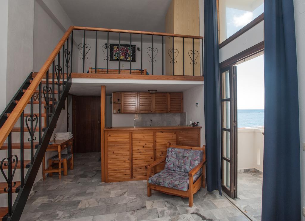 Artemis Studios Agia Roúmeli Exterior foto